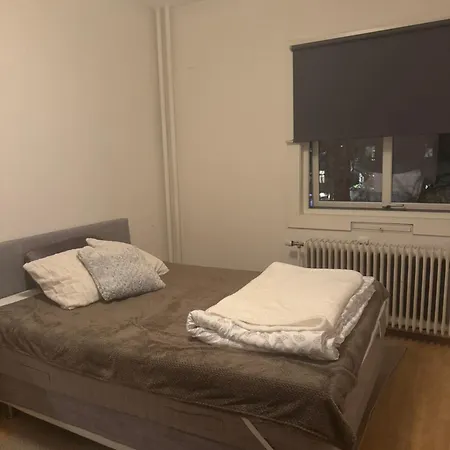 Cozy And Modern In Apartman Oslo